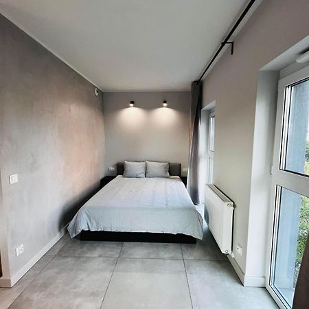 Property Apart - Legnicka Business Center Wroclaw Ngoại thất bức ảnh