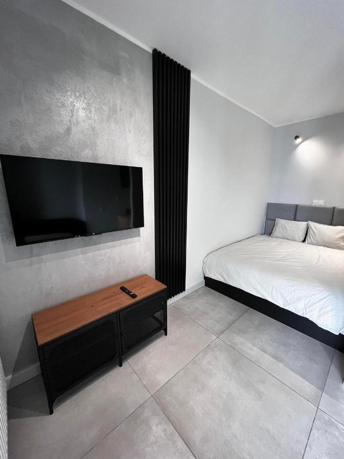 Property Apart - Legnicka Business Center Wroclaw Ngoại thất bức ảnh