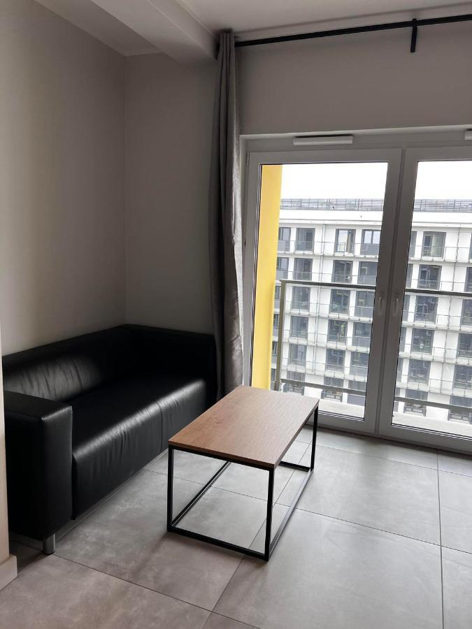 Property Apart - Legnicka Business Center Wroclaw Ngoại thất bức ảnh