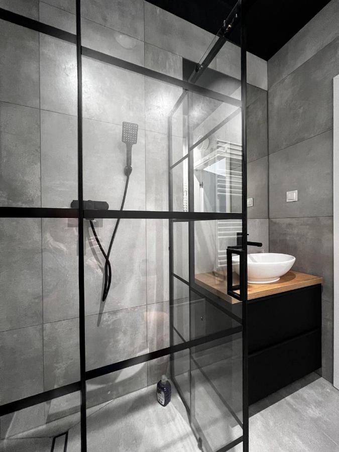 Property Apart - Legnicka Business Center Wroclaw Ngoại thất bức ảnh