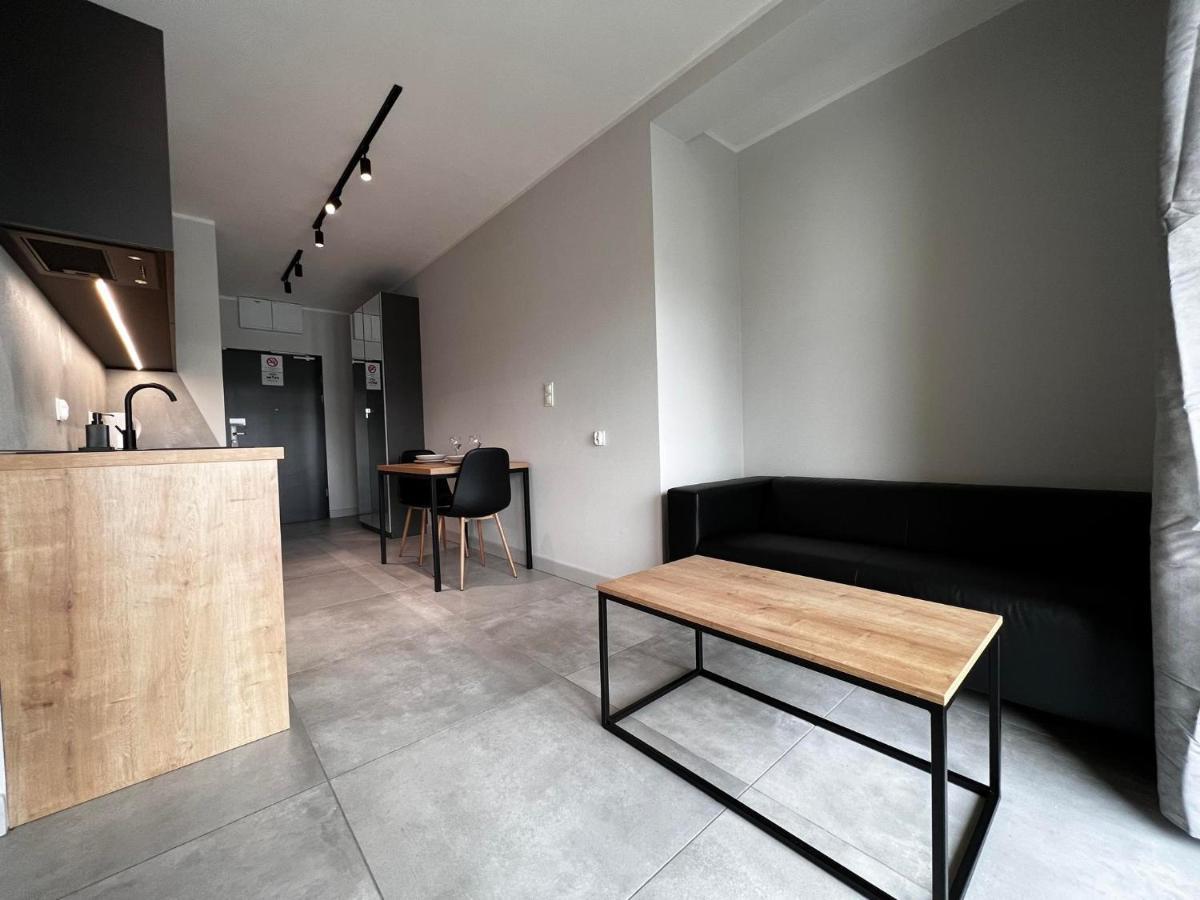 Property Apart - Legnicka Business Center Wroclaw Ngoại thất bức ảnh