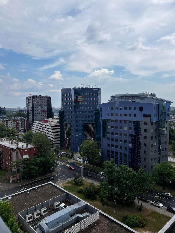 Property Apart - Legnicka Business Center Wroclaw Ngoại thất bức ảnh
