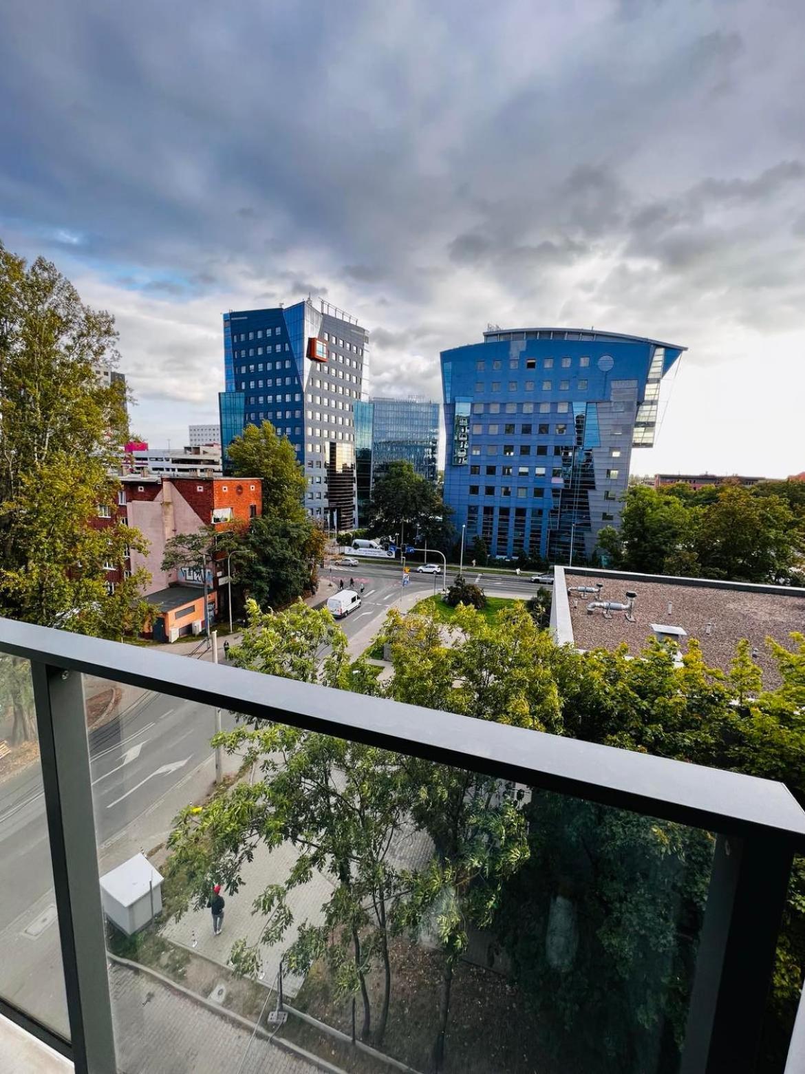 Property Apart - Legnicka Business Center Wroclaw Ngoại thất bức ảnh
