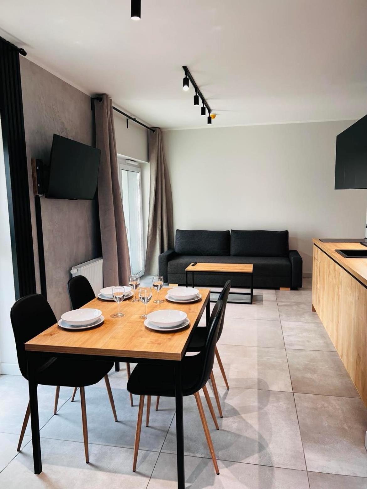 Property Apart - Legnicka Business Center Wroclaw Ngoại thất bức ảnh