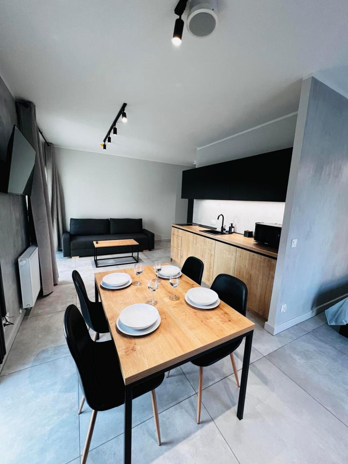 Property Apart - Legnicka Business Center Wroclaw Ngoại thất bức ảnh