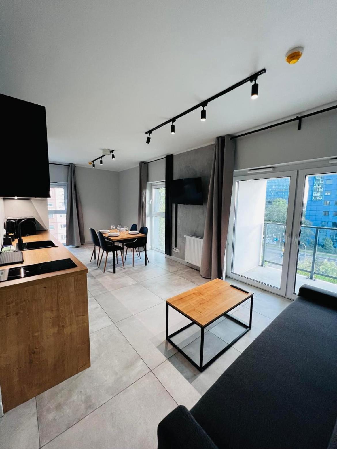 Property Apart - Legnicka Business Center Wroclaw Ngoại thất bức ảnh
